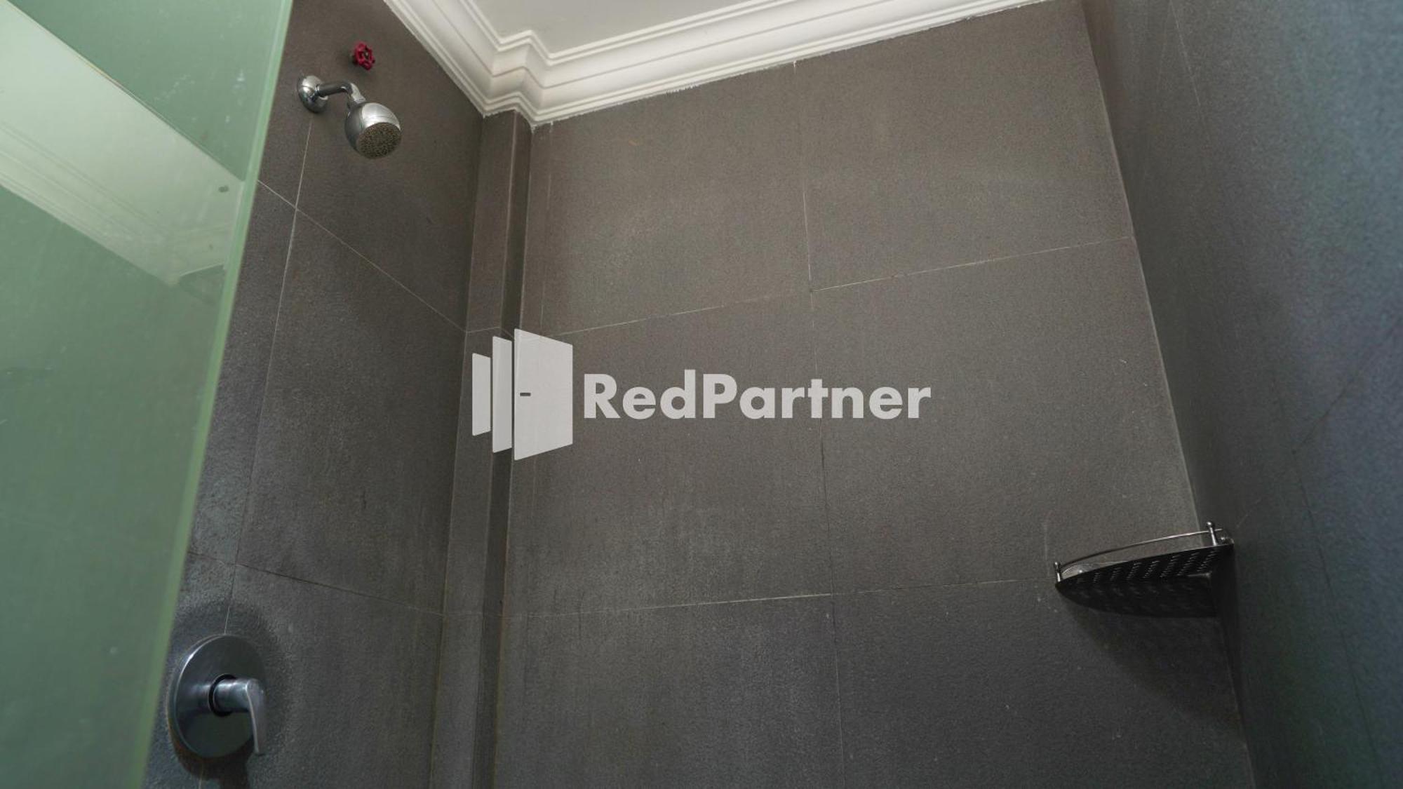 Wisma Sederhana RedPartner Medan Værelse billede