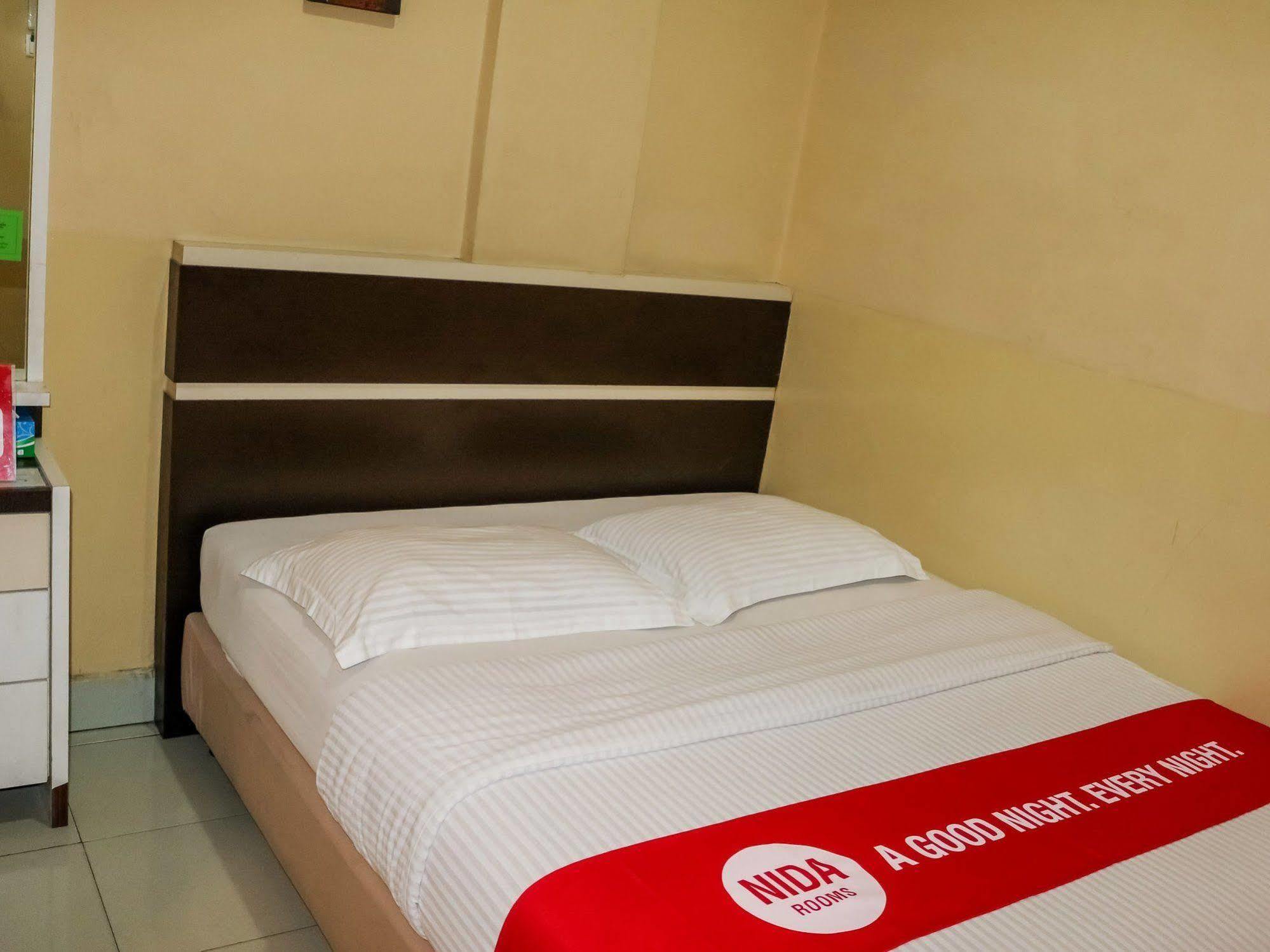 Wisma Sederhana RedPartner Medan Eksteriør billede