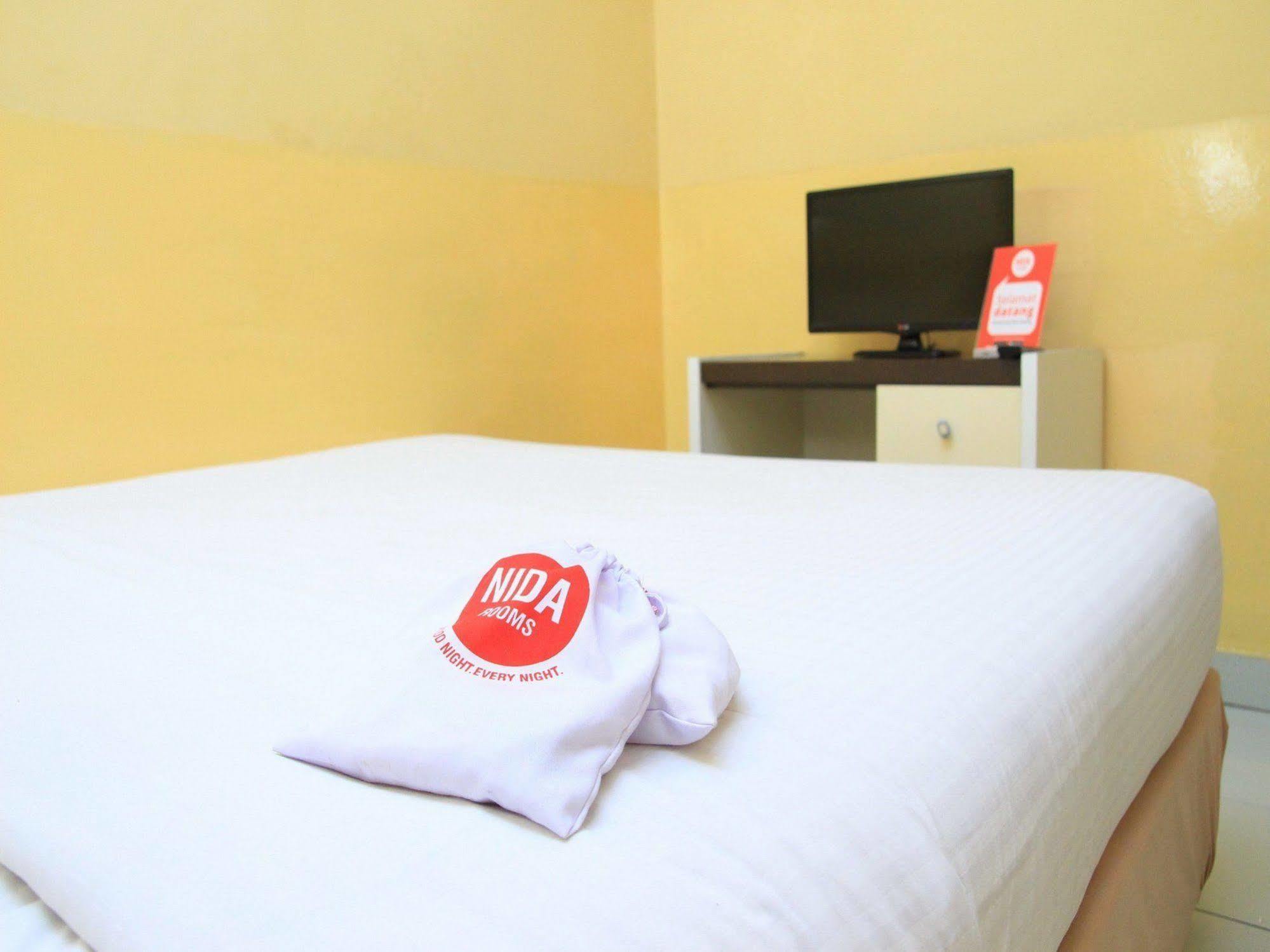 Wisma Sederhana RedPartner Medan Eksteriør billede